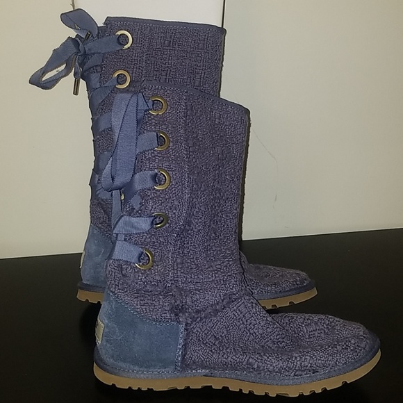 Ugg Lace Up Heirloom Boots Sz 6 - Picture 1 of 4